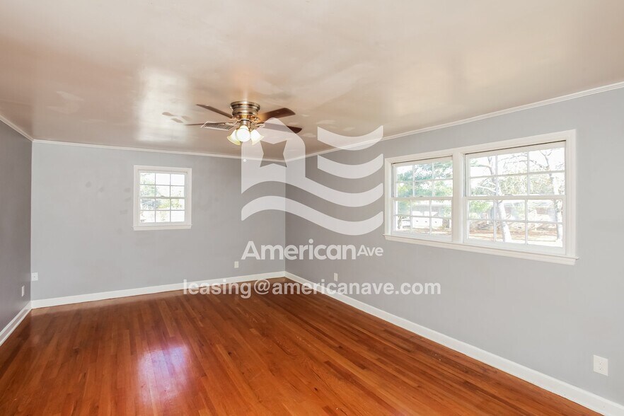 Building Photo - 1963 Blue Ridge Terrace