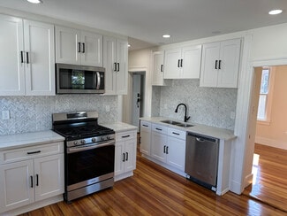 Building Photo - 262 Revere Beach Pky