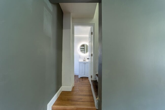 Building Photo - 14 Winter St