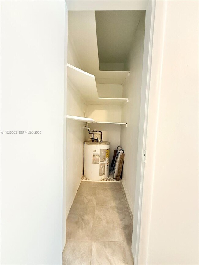 Building Photo - 212 Phoenetia Ave