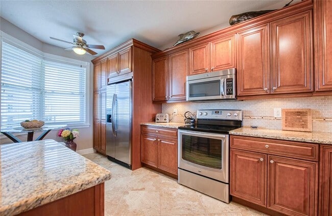 Building Photo - 7984 Sailboat Key Blvd S