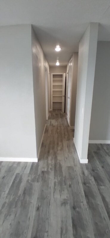 Building Photo - 407 Edwards St