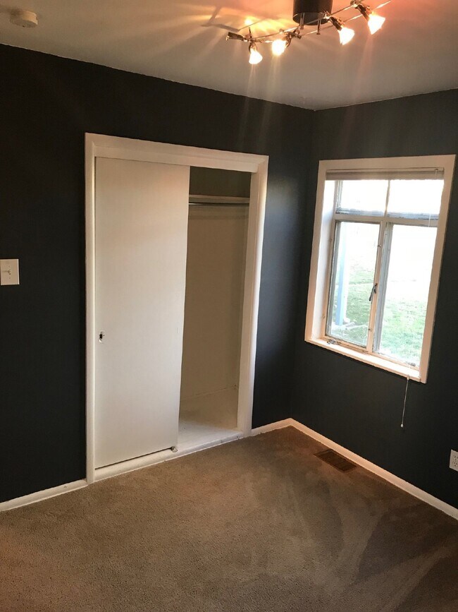 Building Photo - 2BR/1BA in University Hills with Huge Yard...