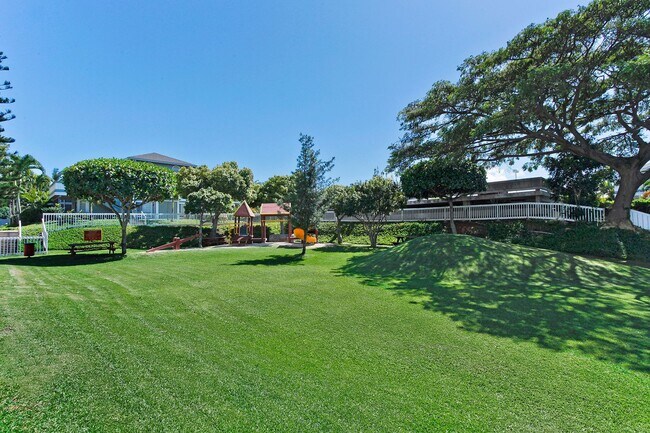 Building Photo - 373 Mananai Pl