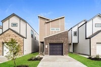 Building Photo - 15304 Estrella Rd E