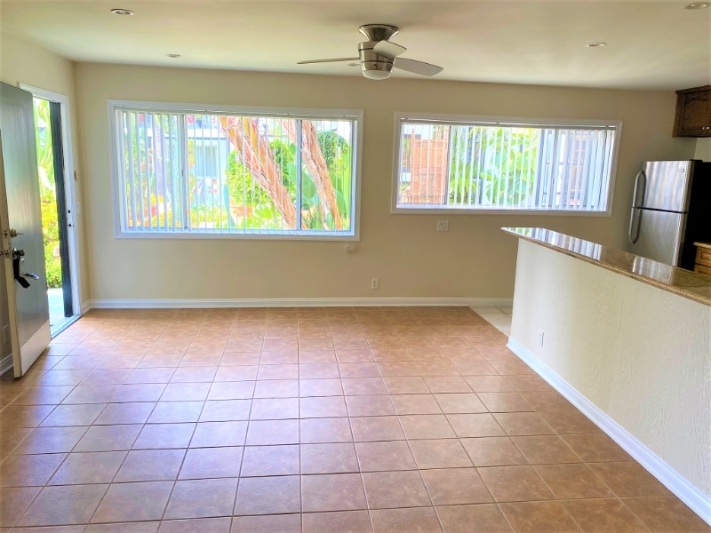 Building Photo - 250 Cliff Dr