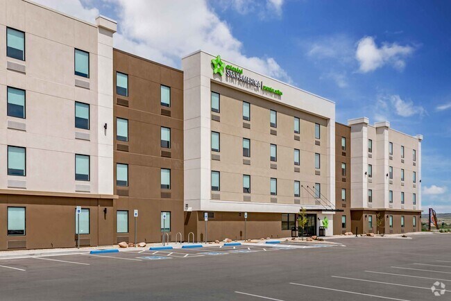 Building Photo - 4060 Center Park Dr