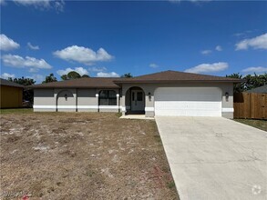 Building Photo - 18226 Fern Rd