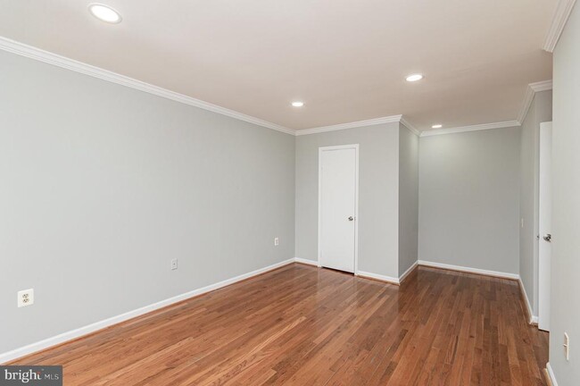 Building Photo - 12703 Dara Dr