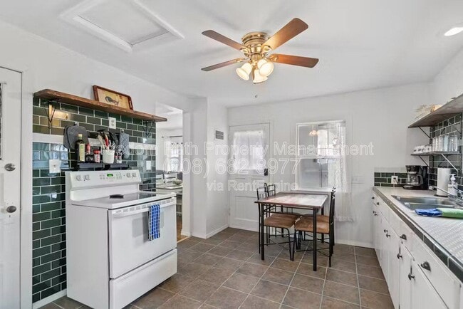 Building Photo - 43843 ID-200