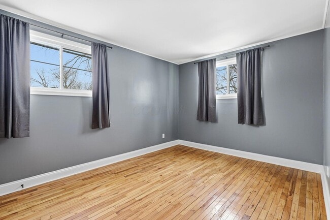 Building Photo - 3042 Rightmire Blvd