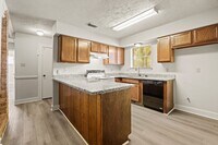 Building Photo - 24110 Griffin House Ln