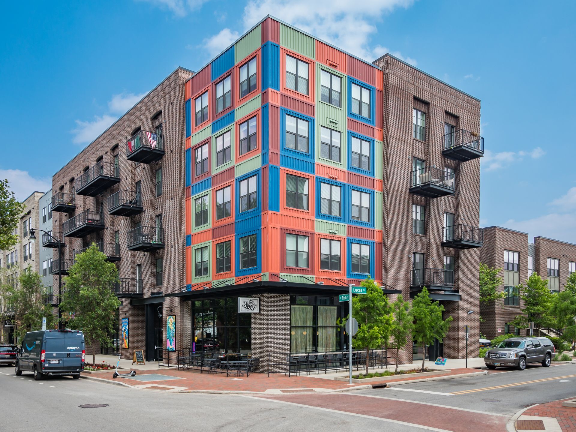 Building Photo - 135 Dakota Ave