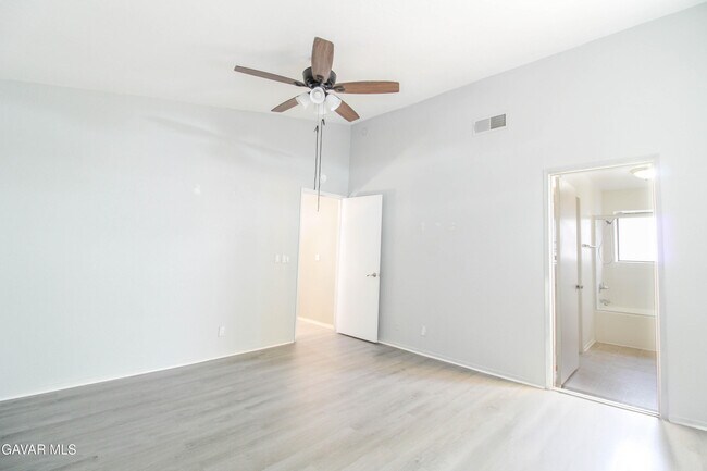 Building Photo - 45809 Evelyn Ct