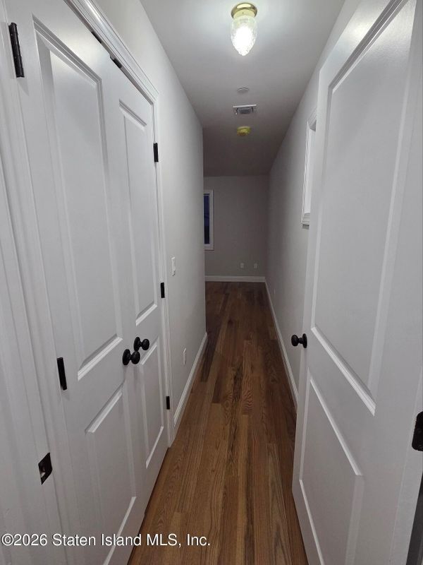 Building Photo - 69 Nashville St