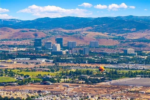 Building Photo - 67 Plateau