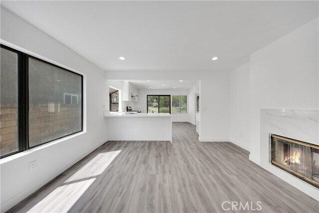 Building Photo - 6289 Sunny Meadow Ln