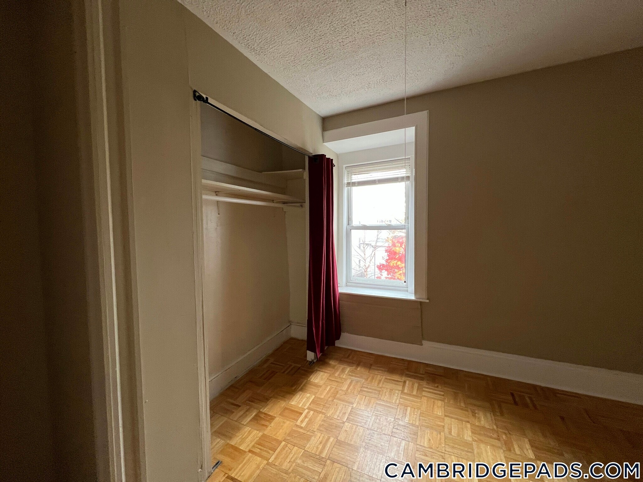 Building Photo - 359 Windsor St