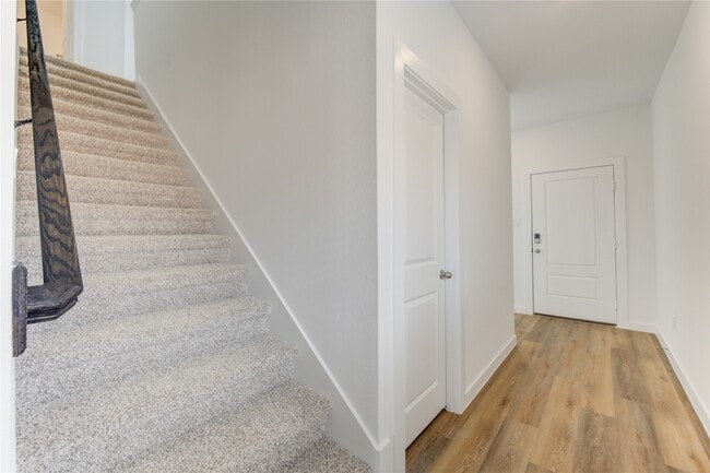 Building Photo - 9043 Rose Water Trl