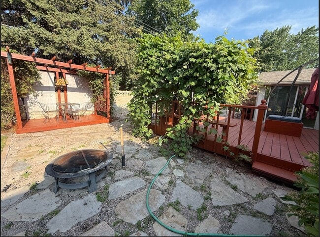 Building Photo - 6759 S 2445 E