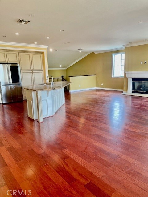 Building Photo - 1211 Chesapeake Dr