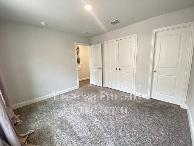 Building Photo - 115 Peach Orchard Ln