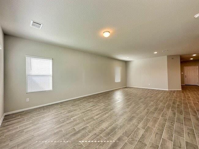 Building Photo - 140 Keltic Dr