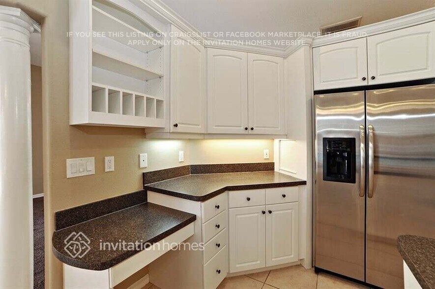 Building Photo - 1843 Winsloe Dr