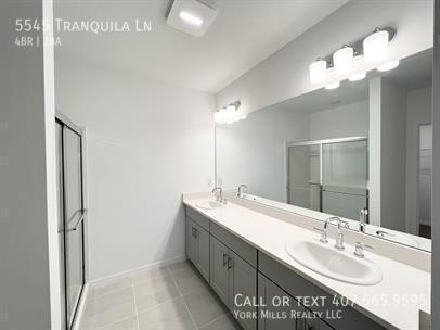 Building Photo - 5545 Tranquila Ln