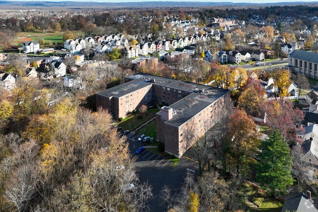 Building Photo - Concord Hills Apartments