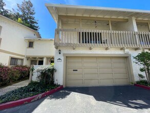 Building Photo - 3bd/2ba - Santa Clara Townhouse with 2 Car Garage