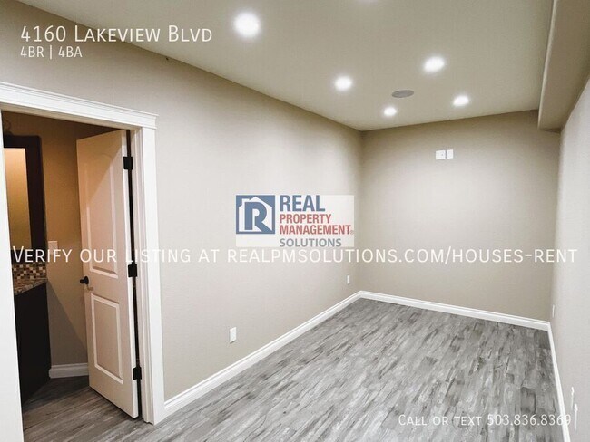 Building Photo - 4160 Lakeview Blvd