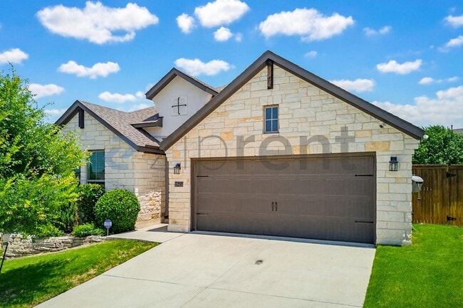 Building Photo - 28414 Shailene Dr