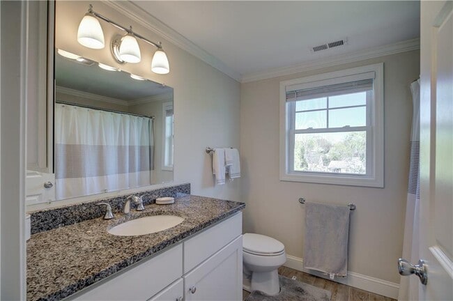 Building Photo - 17 Mariner Way