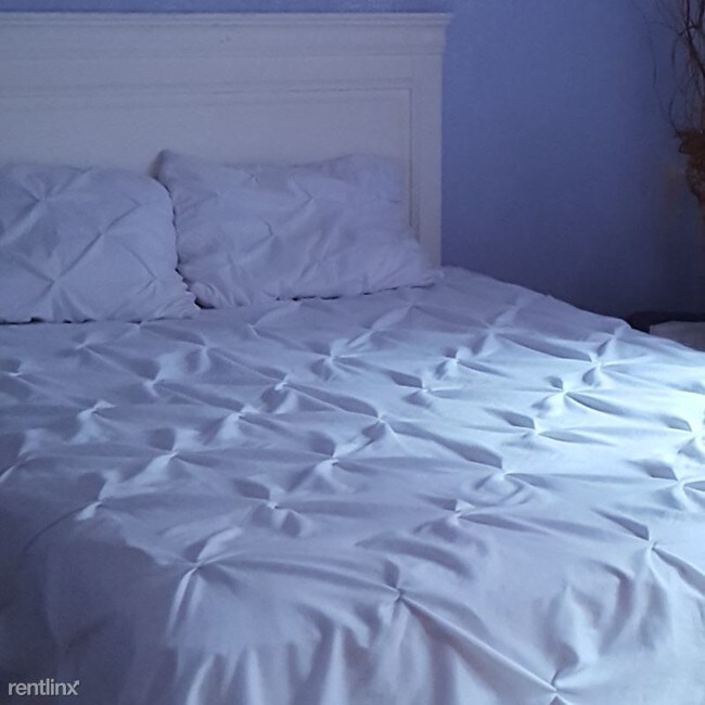 Building Photo - 5181 W Mountain St