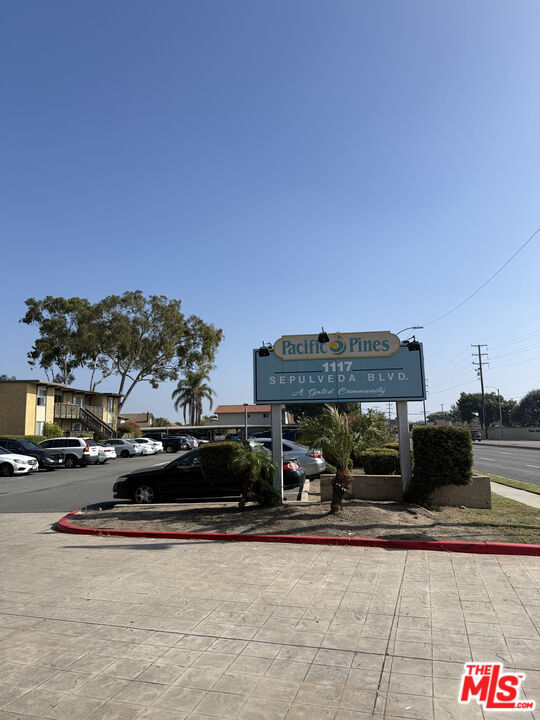 Building Photo - 1123 Sepulveda Blvd