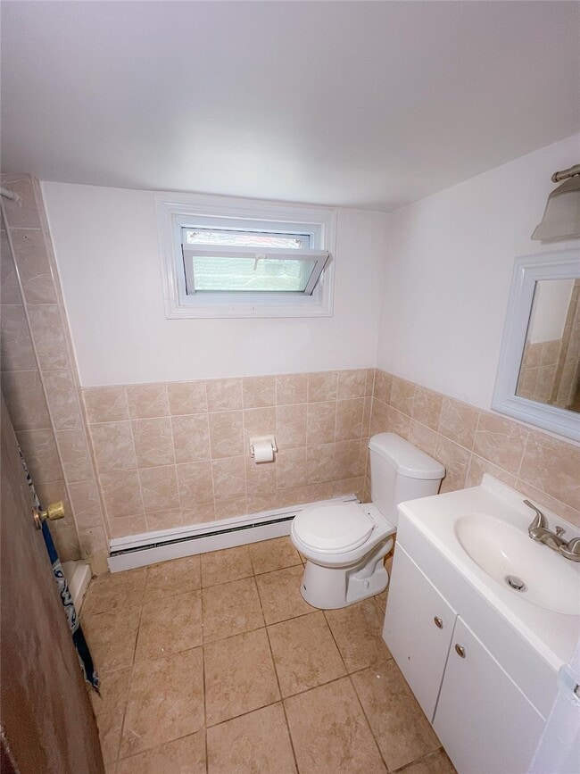 Building Photo - 109 L St