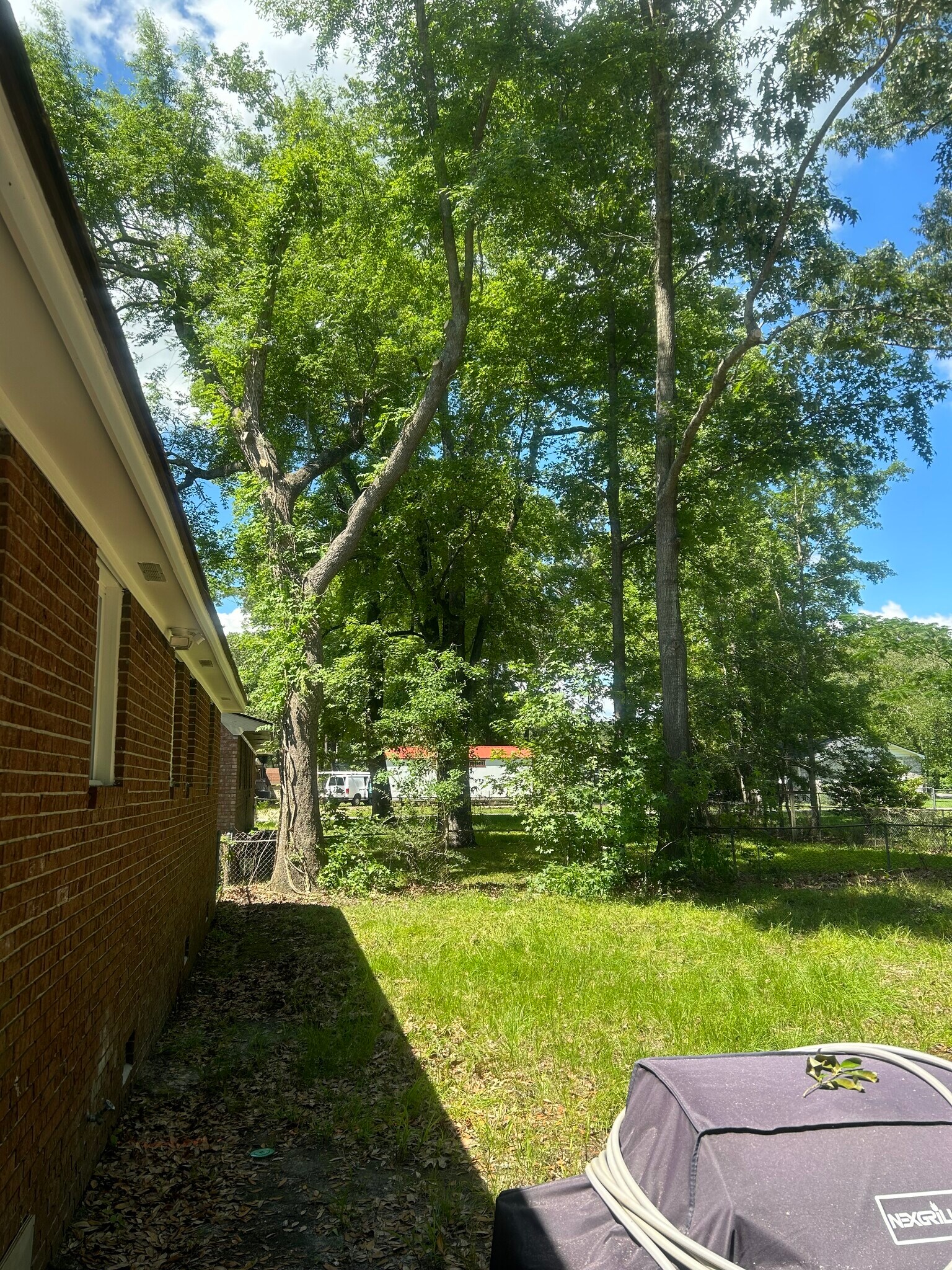 Building Photo - 746 Cartwright Dr