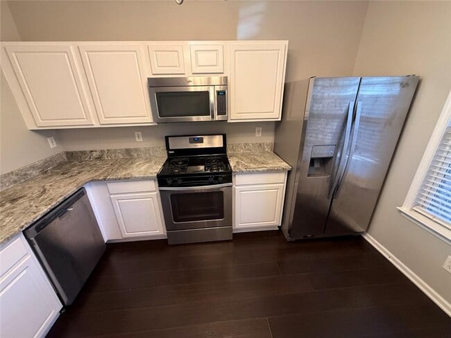 Building Photo - 4645 Valais Ct