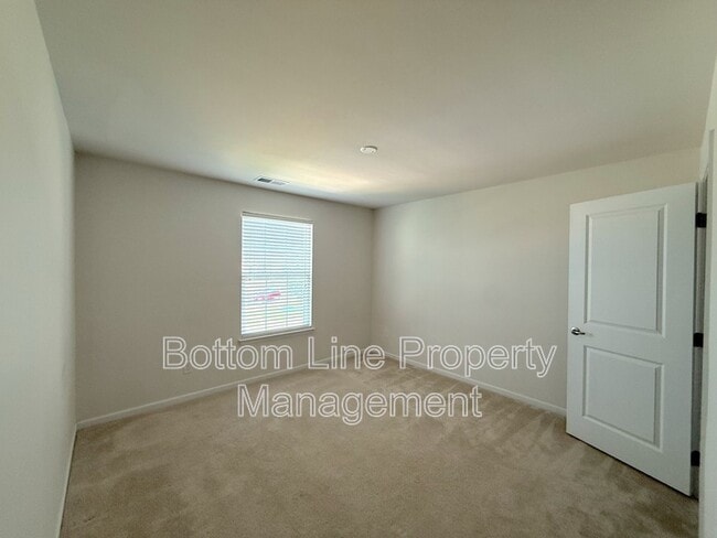 Building Photo - 1524 Bailiff Ct SW