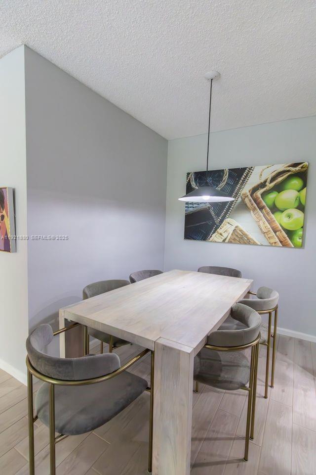 Building Photo - 5840 NE 22nd Way