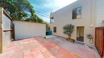 Building Photo - Beautiful 3 Bedroom 1.5 Bathroom with a Ga...