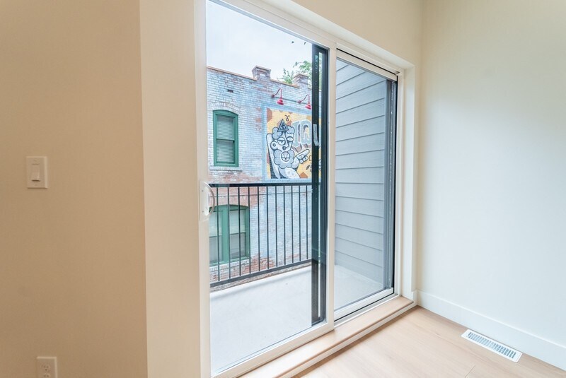 Building Photo - 544 N 600 W