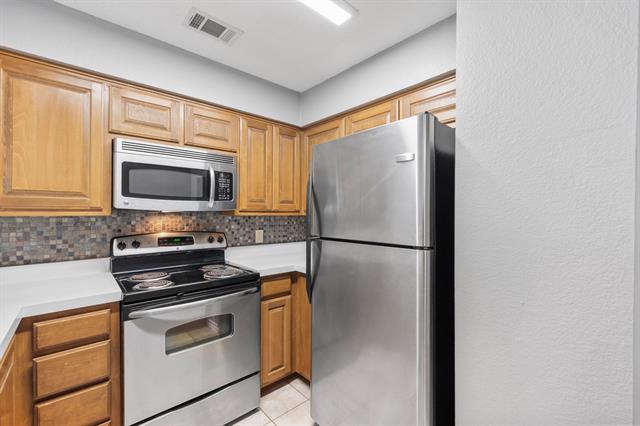 Building Photo - 1712 Baird Farm Cir