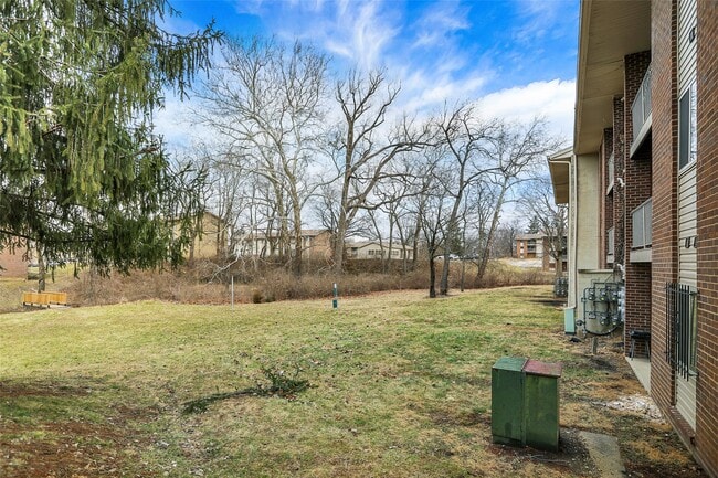 Building Photo - 3771 Cornell Dr