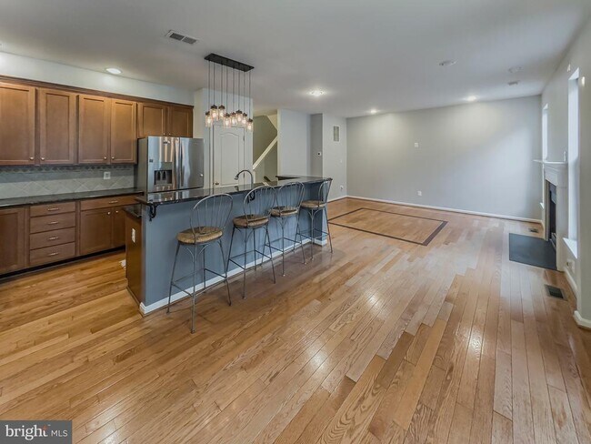 Building Photo - 43263 Somerset Hills Terrace