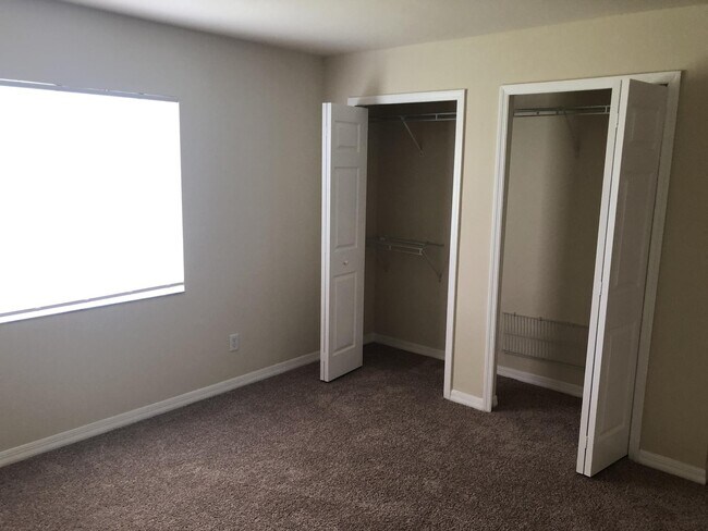 Building Photo - 2103-2105 Andalusia Blvd