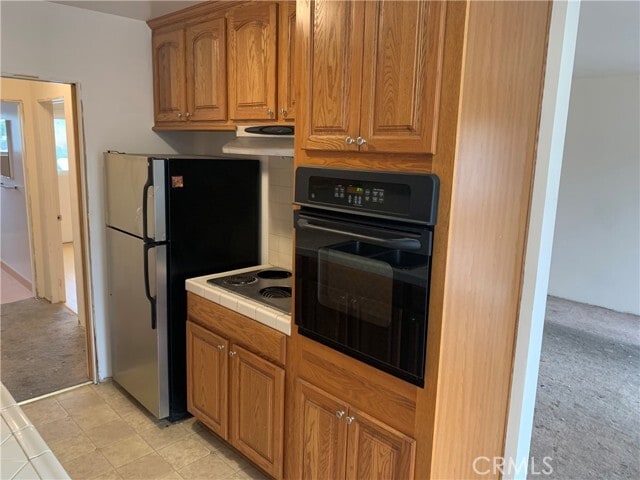 Building Photo - 528 Cedar Ave