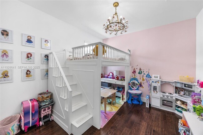 Building Photo - 10470 NW 69th Terrace