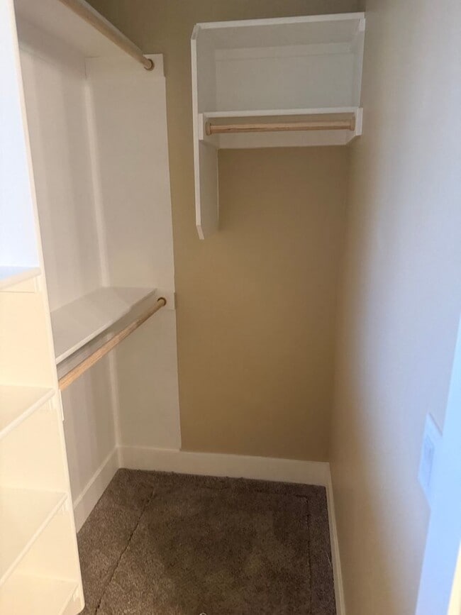 Building Photo - Newly Remolded 4-bedroom 3 bath Home in Downtown Woodland WA